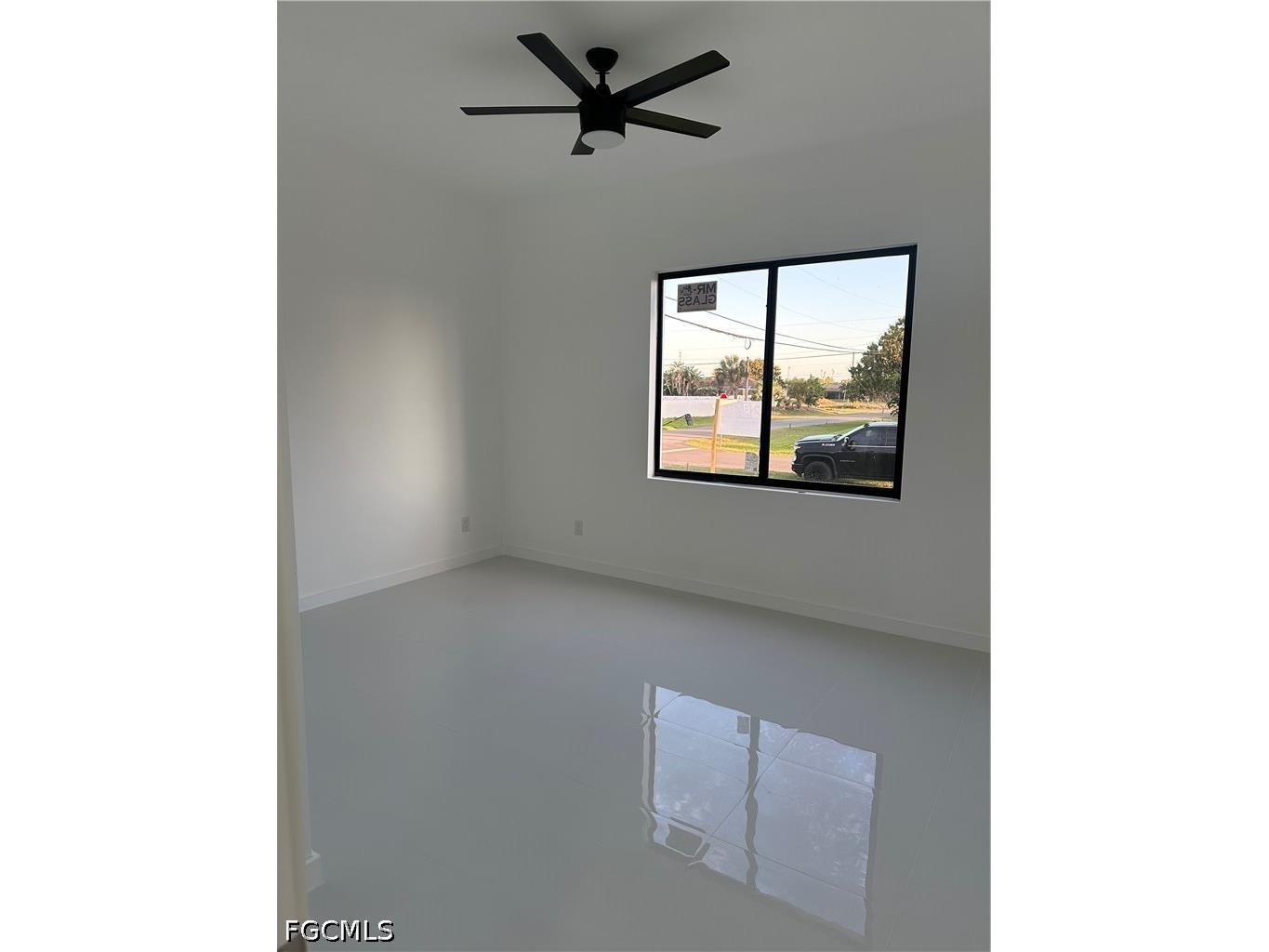 2801 SW Embers Terrace Cape Coral FL 33991 2026015074 image10