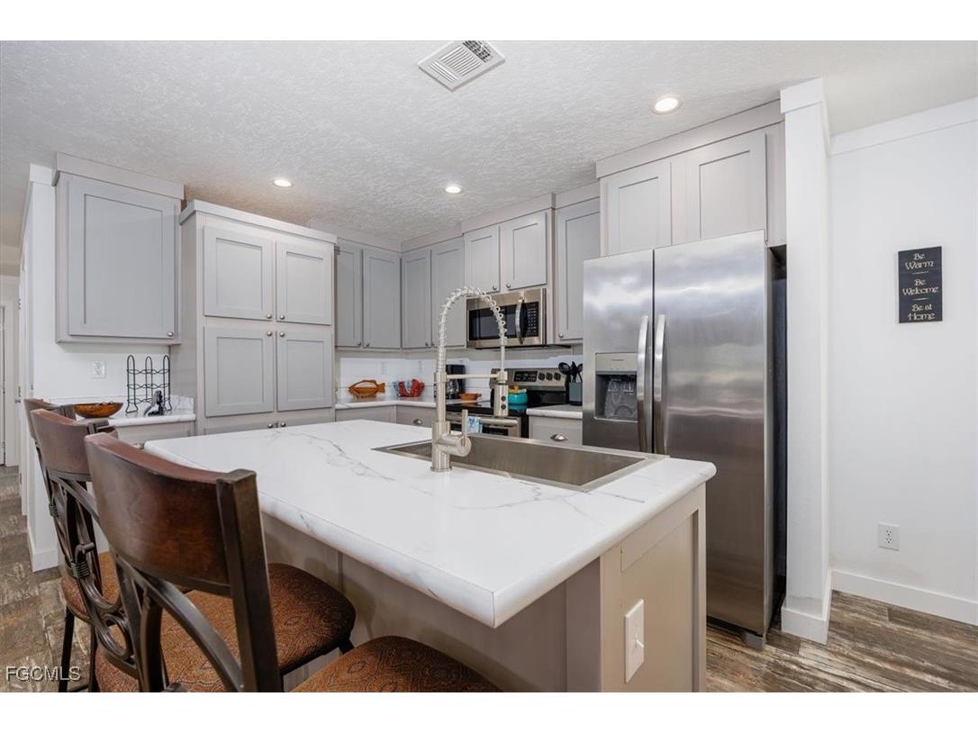 2801 York Road Saint James City FL 33956 2025020274 image10