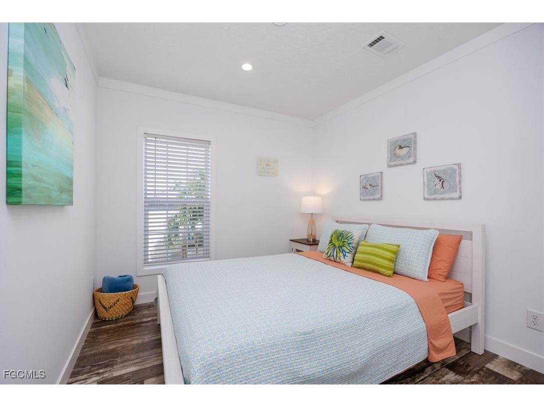 2801 York Road Saint James City FL 33956 2025020274 image18