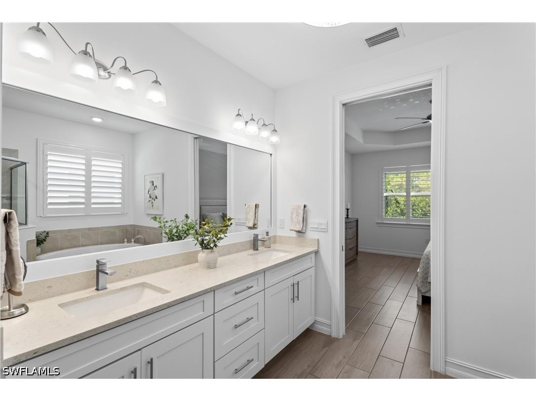 28013 Seasons Tide Avenue Bonita Springs FL 34135 226013979 image17
