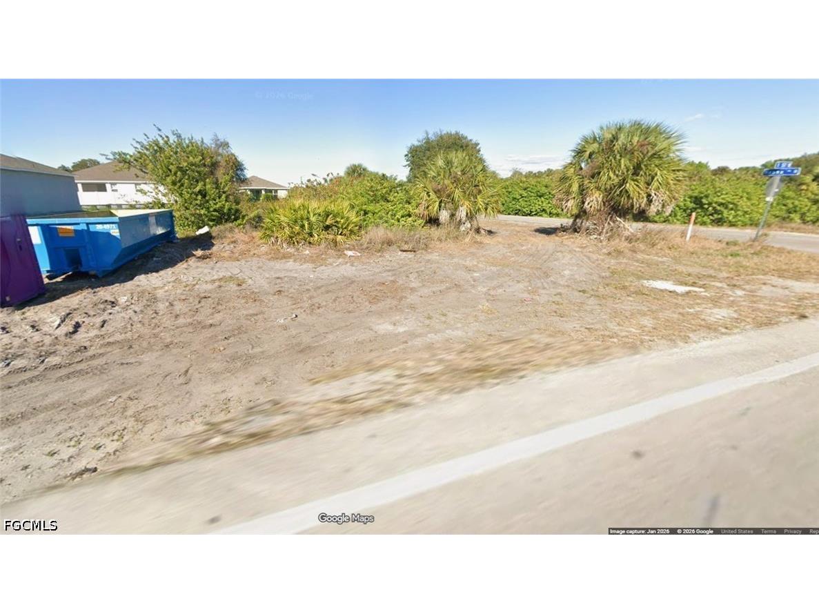 2802 1st Street W Lehigh Acres FL 33971 2026025350 image1