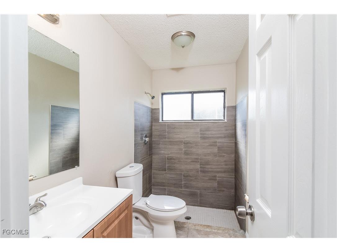 2802 31st Street SW Lehigh Acres FL 33971 2025020073 image10