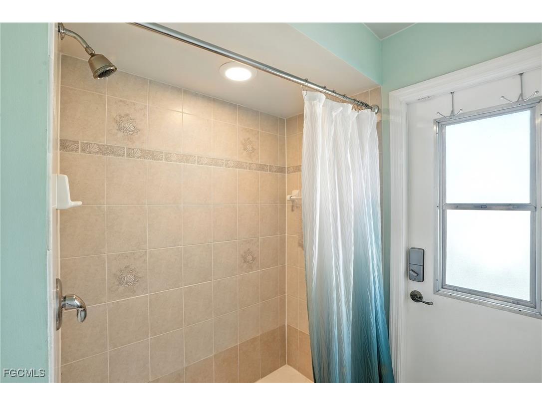 2802 SW 20th Avenue Cape Coral FL 33914 2025004960 image21