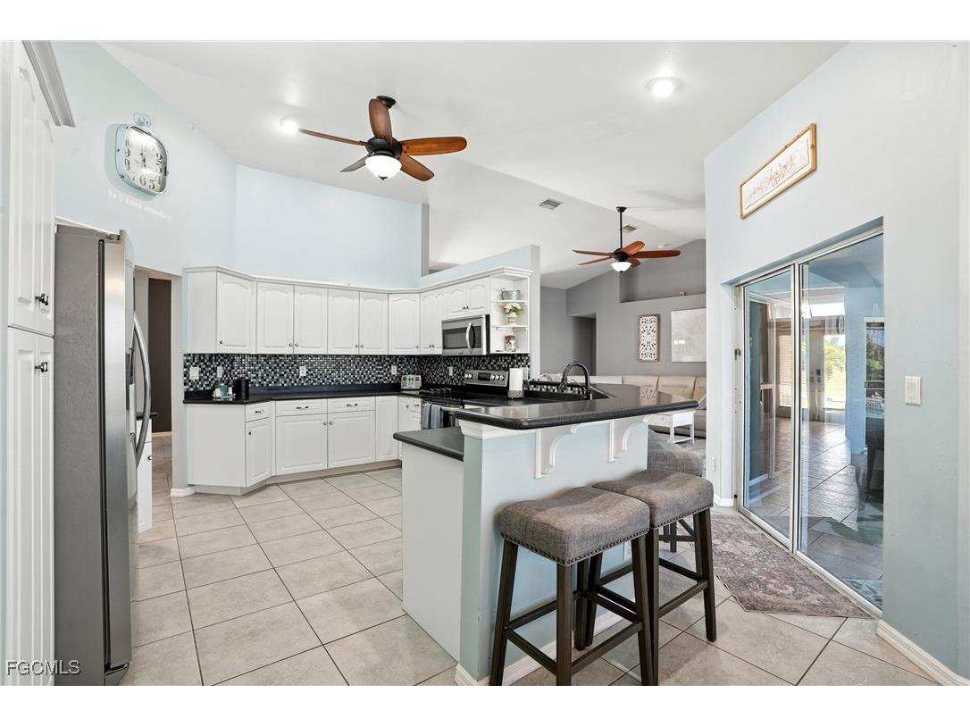 2802 SW 20th Avenue Cape Coral FL 33914 2025004960 image9