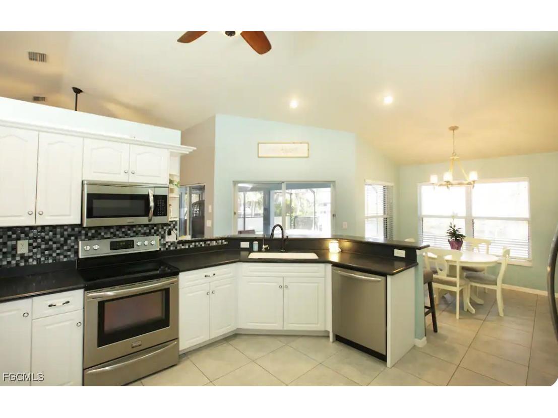 2802 SW 20th Avenue Cape Coral FL 33914 2026001021 image3