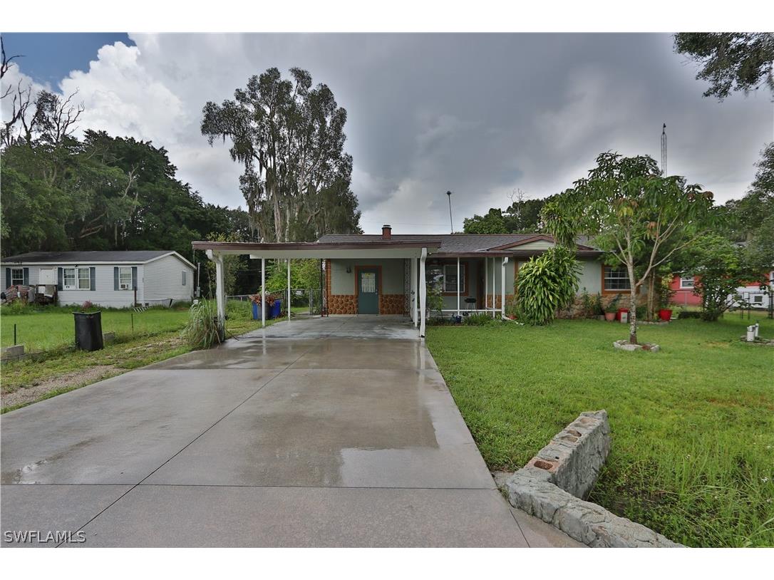 2802 Winona Drive North Fort Myers FL 33917 222055633 image1
