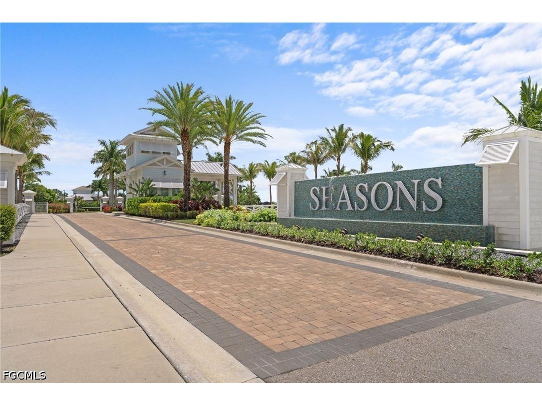 28024 Seasons Tide Avenue Bonita Springs FL 34135 2026025176 image26