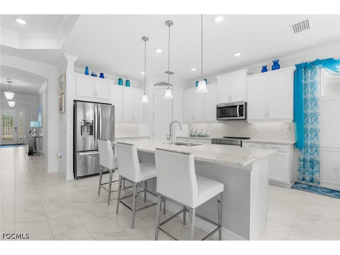 28024 Seasons Tide Avenue Bonita Springs FL 34135 2026025176 image8
