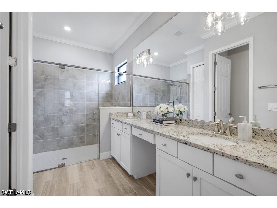 28029 Foxrock Court Bonita Springs FL 34135 226014428 image11