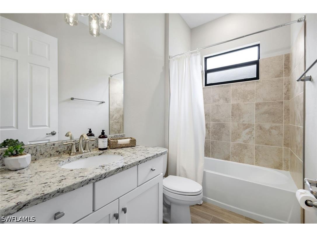 28029 Foxrock Court Bonita Springs FL 34135 226014428 image15