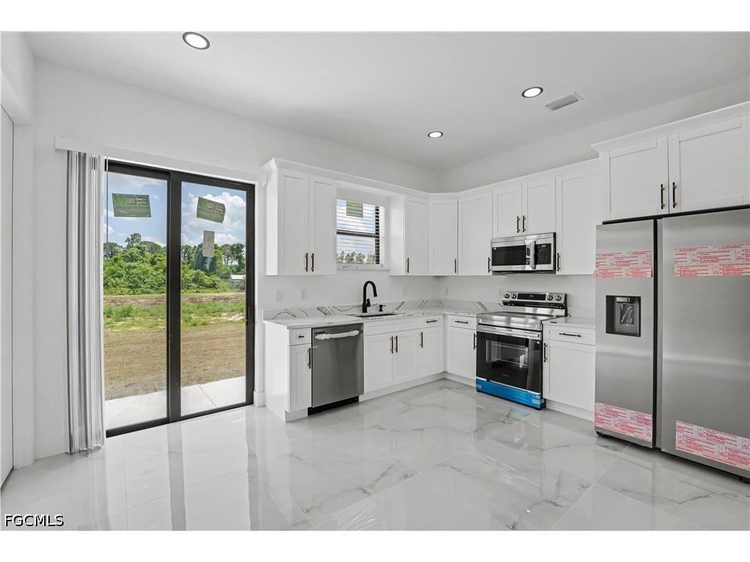2803 1st Street W Lehigh Acres FL 33971 2026023694 image4