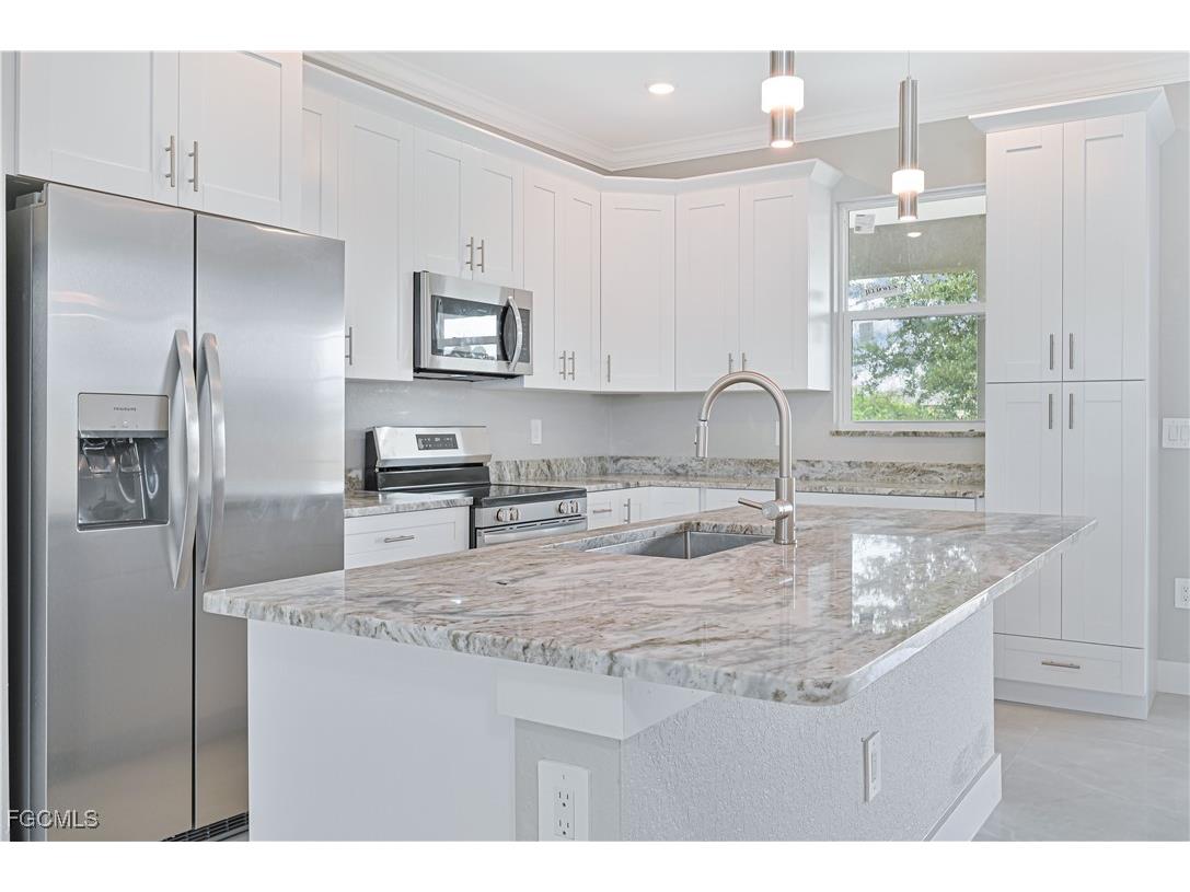 2803 24th Street SW Lehigh Acres FL 33976 2025010207 image13