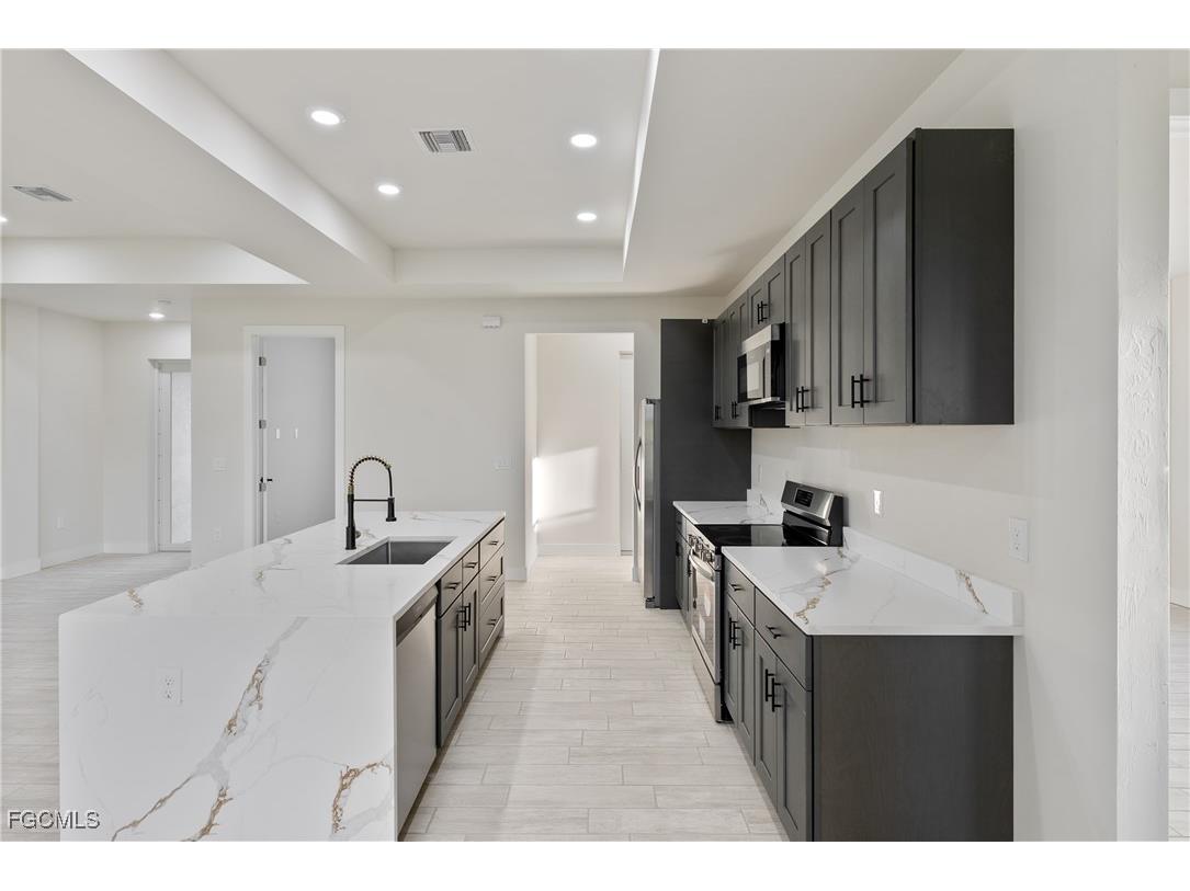 2803 75th Street W Lehigh Acres FL 33971 2025006840 image7