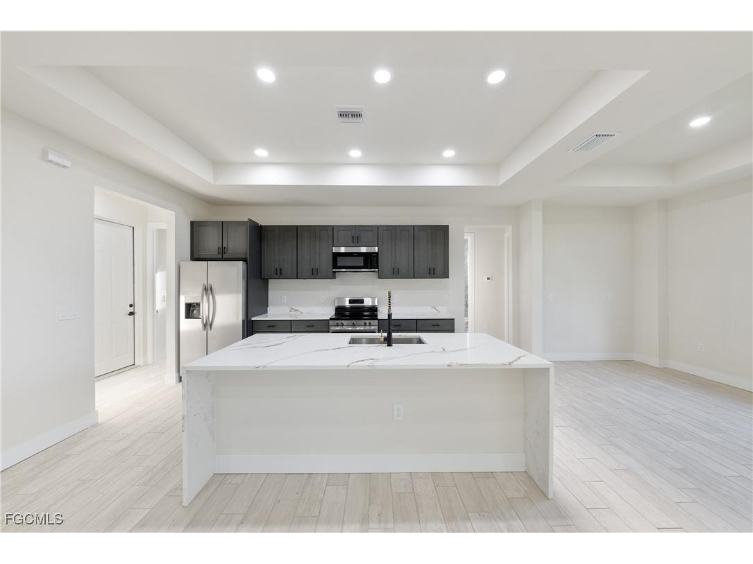 2803 75th Street W Lehigh Acres FL 33971 2025006840 image9