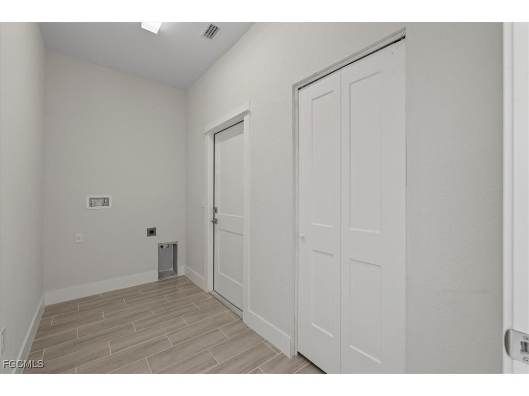 2804 11th Street W Lehigh Acres FL 33971 2025022169 image5