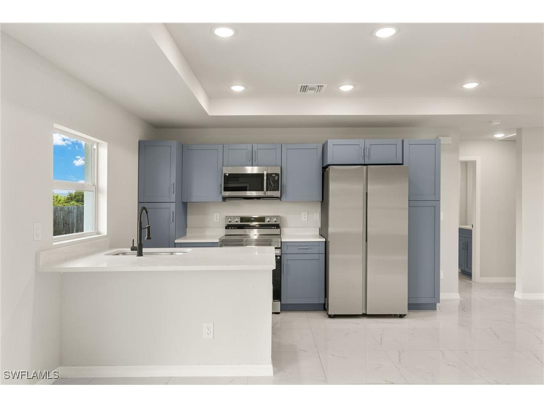 2804 64th Street W Lehigh Acres FL 33971 225053527 image3