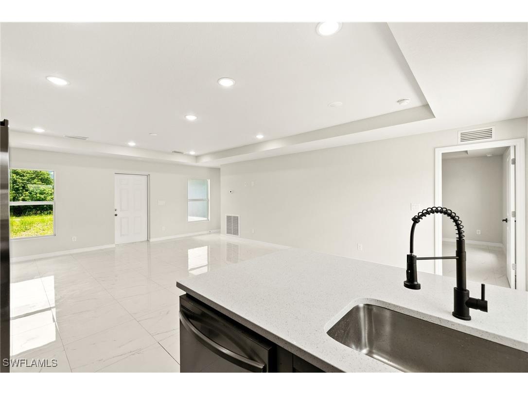 2804 64th Street W Lehigh Acres FL 33971 225053527 image6