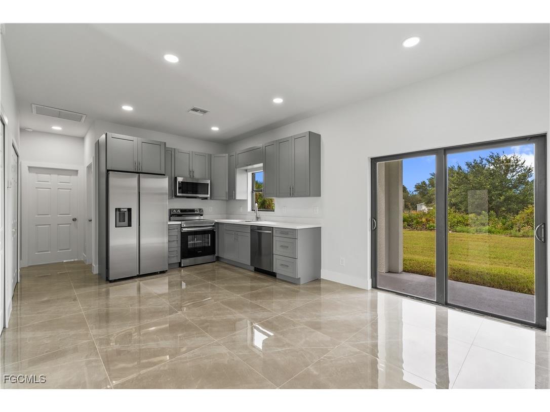 2804 73rd Street W Lehigh Acres FL 33971 2025009764 image19