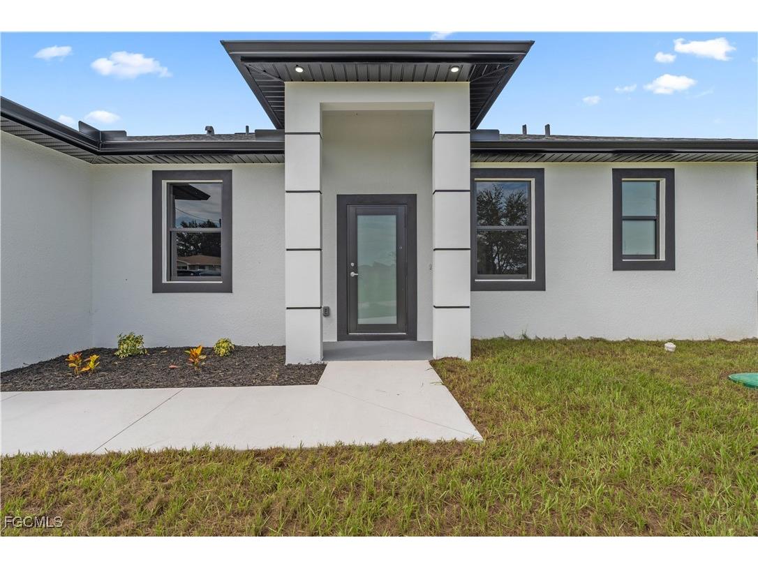 2804 73rd Street W Lehigh Acres FL 33971 2025009764 image5