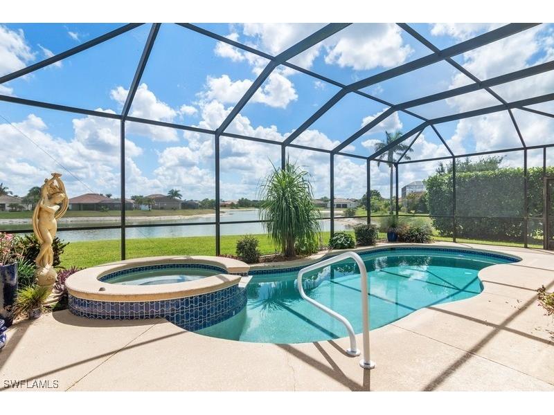 2804 Amberwood Lane Naples FL 34120 223031431 image1