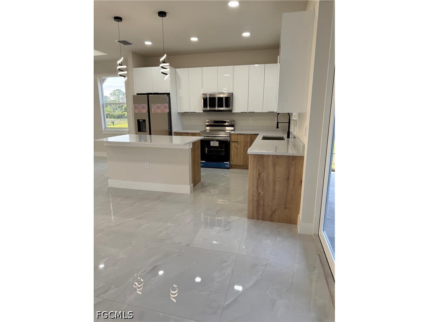 2804 Anita Avenue N Lehigh Acres FL 33971 2026018687 image11