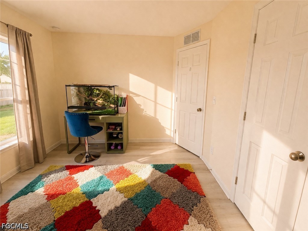 2804 NE 2nd Place Cape Coral FL 33909 2026023187 image10