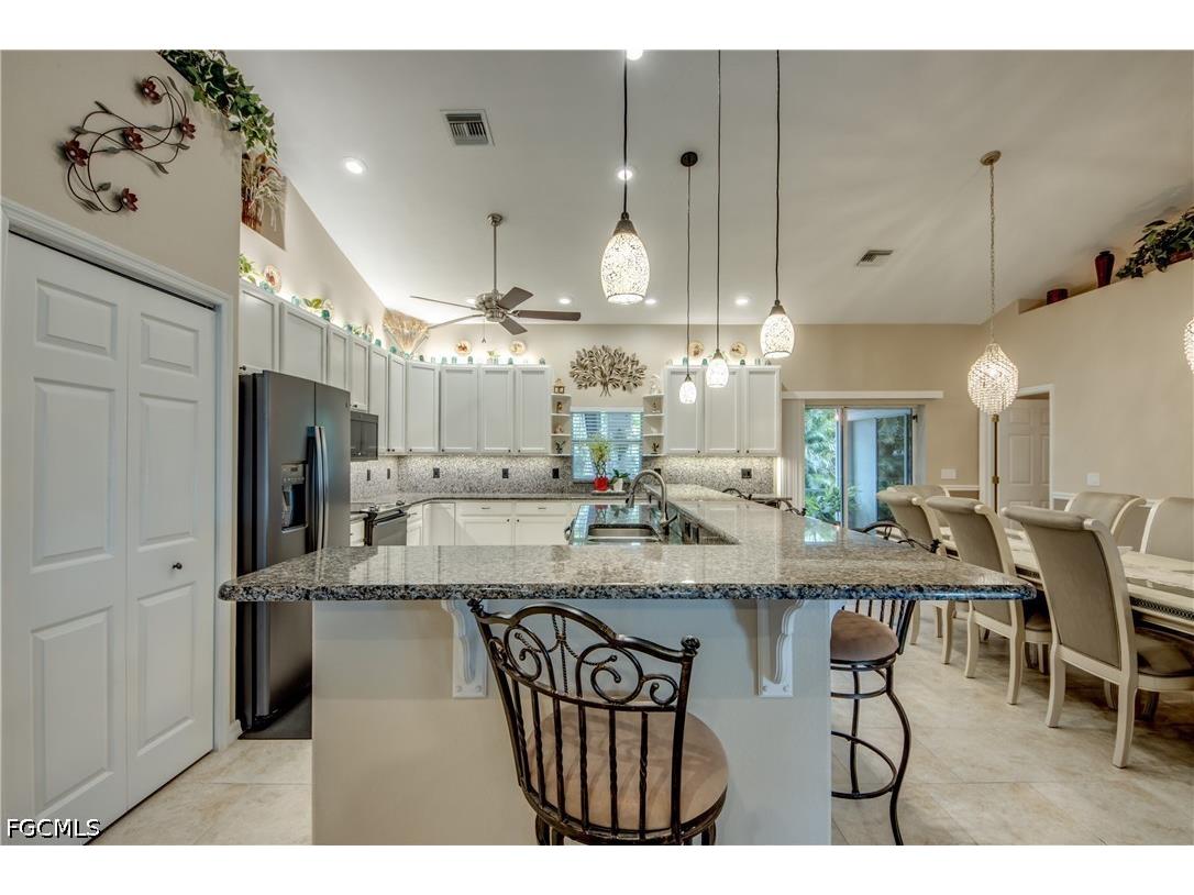 2804 NE 3rd Avenue Cape Coral FL 33909 2026027312 image12