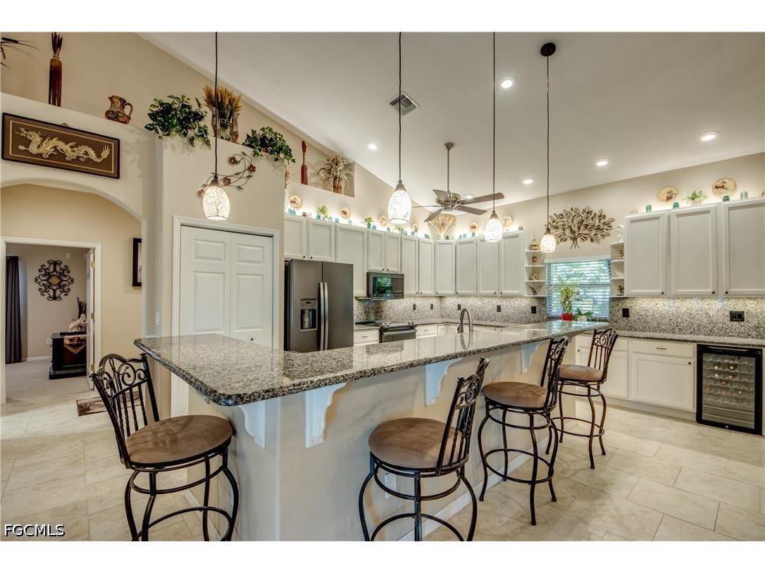 2804 NE 3rd Avenue Cape Coral FL 33909 2026027312 image13