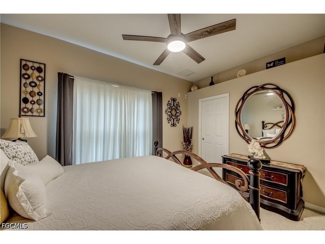 2804 NE 3rd Avenue Cape Coral FL 33909 2026027312 image32