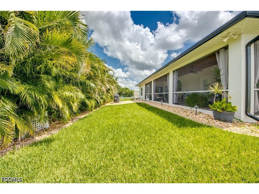 2804 NE 3rd Avenue Cape Coral FL 33909 2026027312 image48