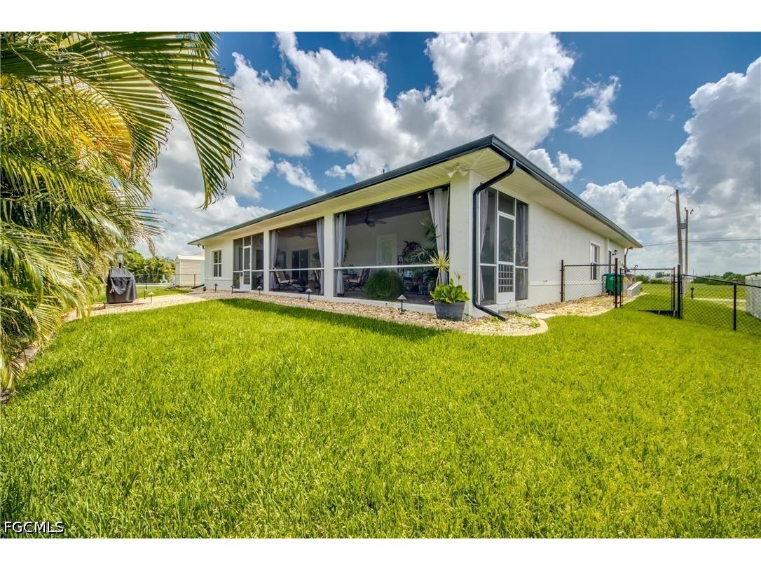 2804 NE 3rd Avenue Cape Coral FL 33909 2026027312 image49