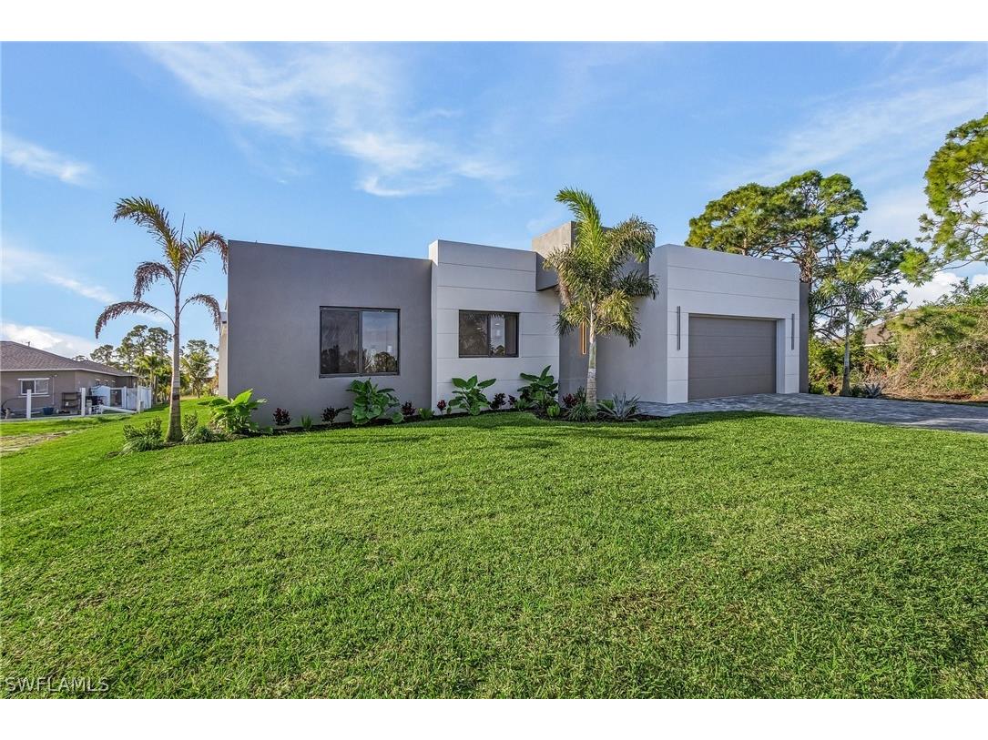 2804 NW 26th Terrace Cape Coral FL 33993 224042404 image1