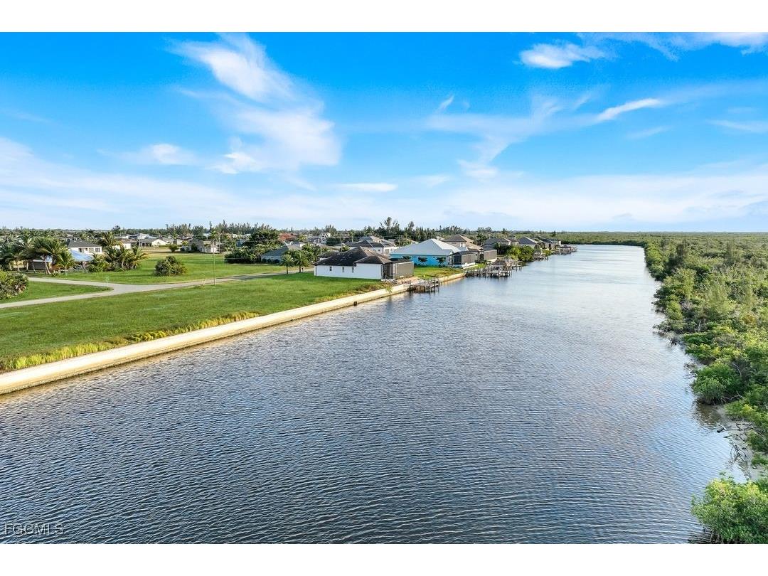 2804 NW 46th Avenue Cape Coral FL 33993 2025020608 image4