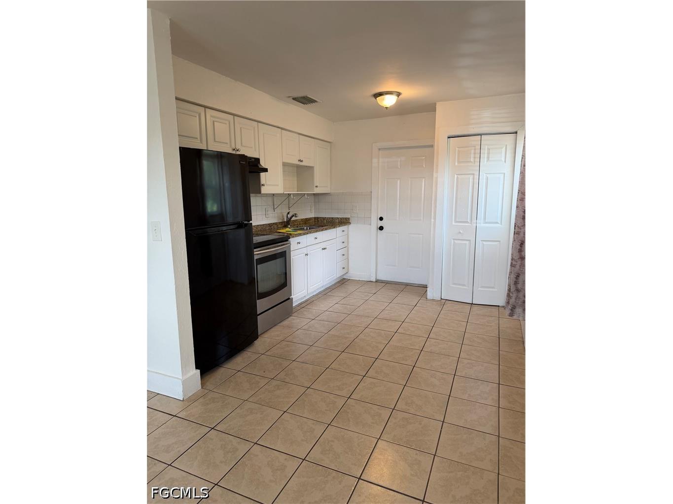 2804 River Ridge Boulevard Fort Myers FL 33905 2026021563 image7
