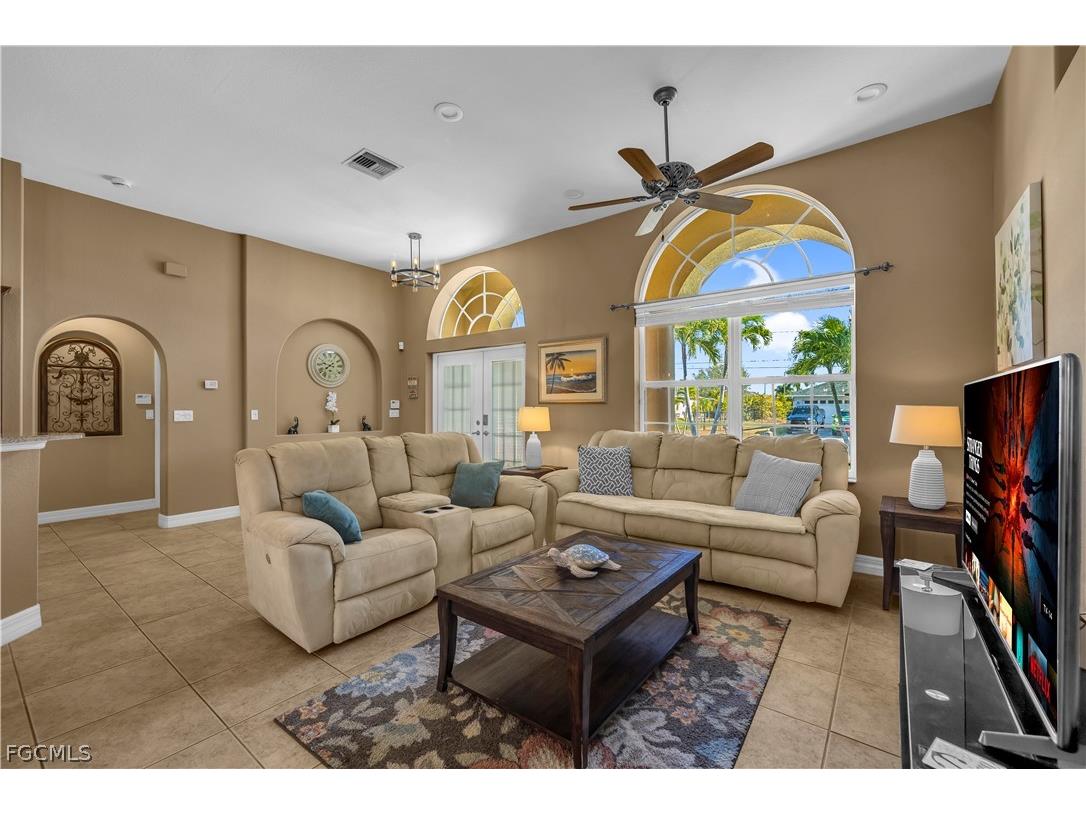 2804 SW 29th Place Cape Coral FL 33914 2026007379 image7