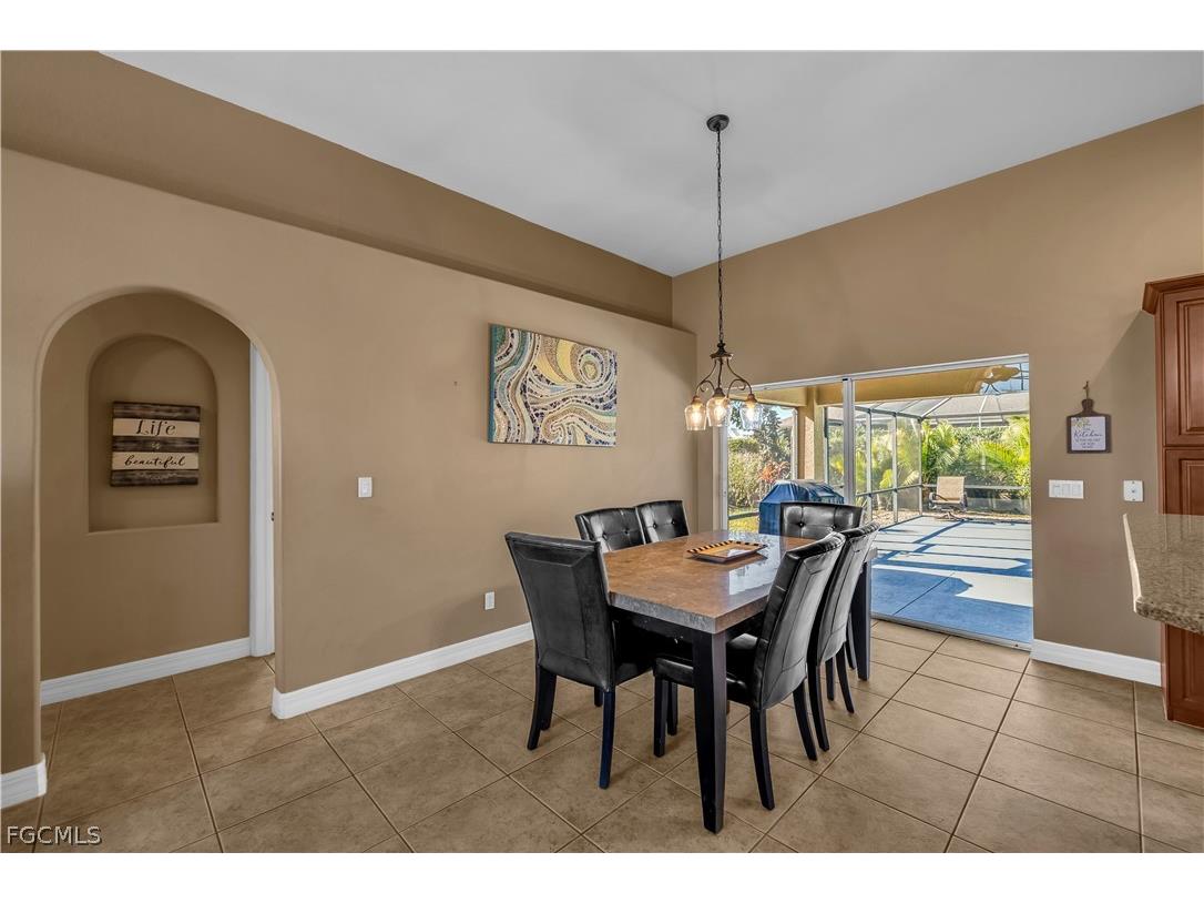 2804 SW 29th Place Cape Coral FL 33914 2026007379 image8