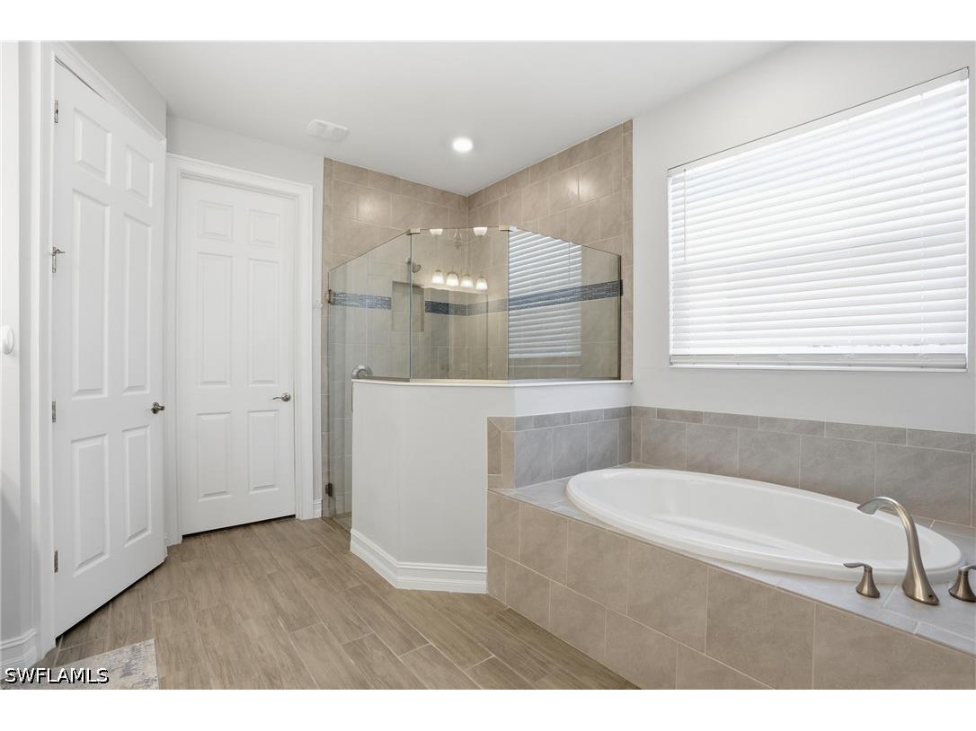 28040 Seasons Tide Avenue Bonita Springs FL 34135 226021517 image13