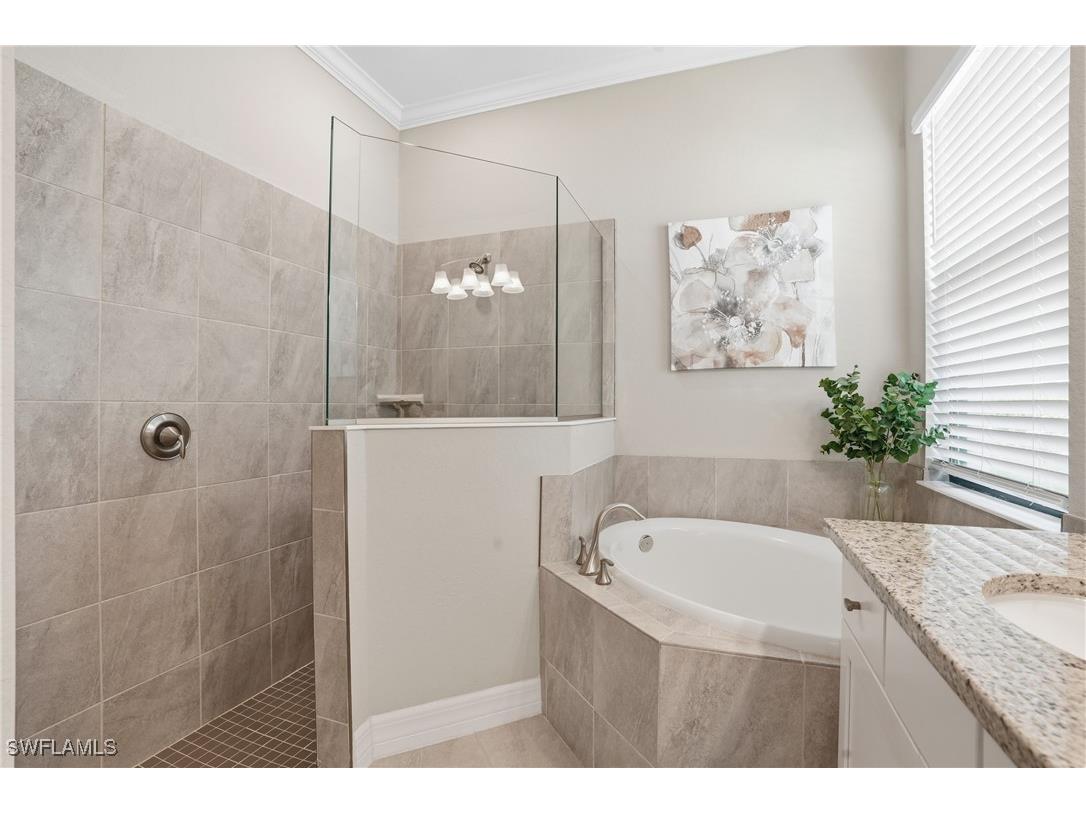 28043 Foxrock Court Bonita Springs FL 34135 225076517 image30