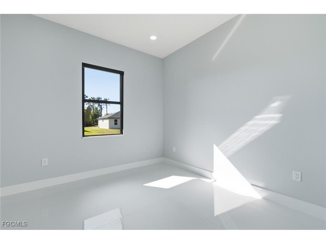 2805 11th Street W Lehigh Acres FL 33971 2026004411 image11