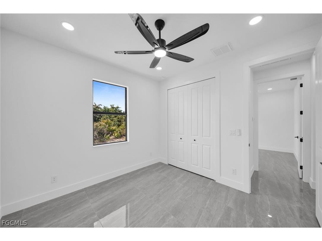 2805 58th Street W Lehigh Acres FL 33971 2026008611 image25