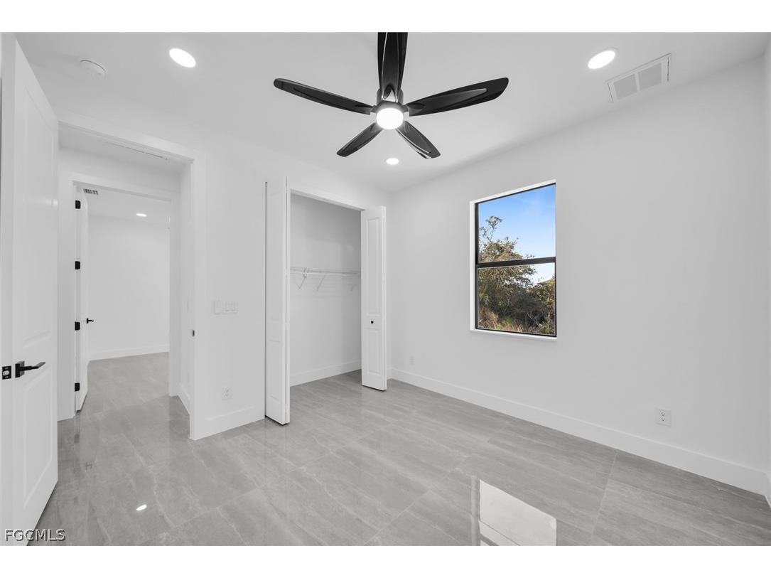 2805 58th Street W Lehigh Acres FL 33971 2026008611 image27