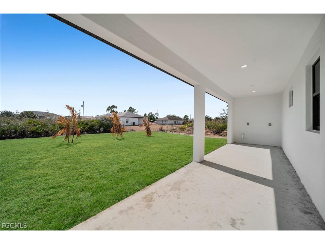 2805 58th Street W Lehigh Acres FL 33971 2026008611 image28