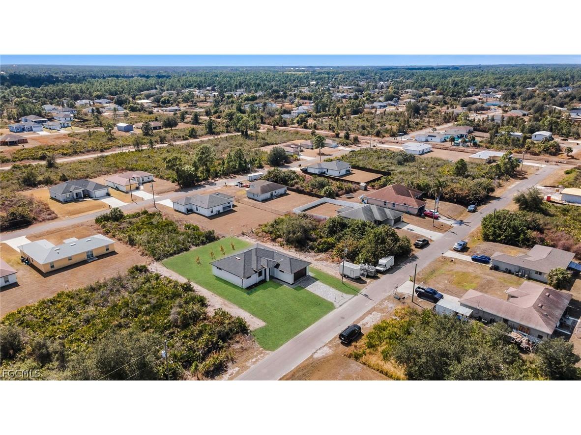 2805 58th Street W Lehigh Acres FL 33971 2026008611 image36