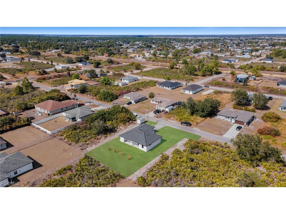 2805 58th Street W Lehigh Acres FL 33971 2026008611 image37