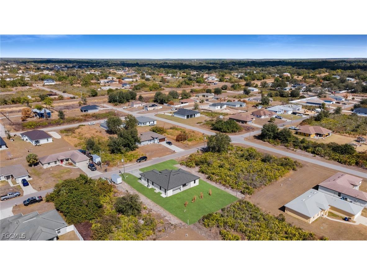 2805 58th Street W Lehigh Acres FL 33971 2026008611 image38
