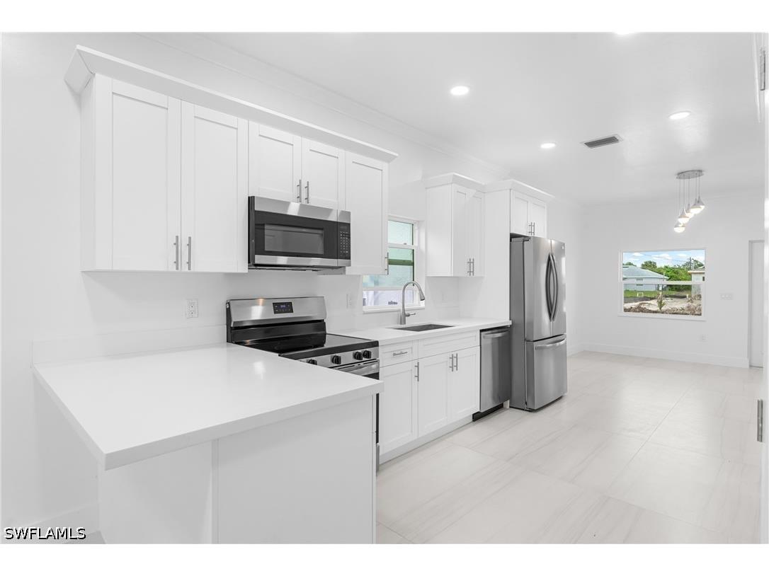 2805 Connie Avenue N Lehigh Acres FL 33971 226014495 image18
