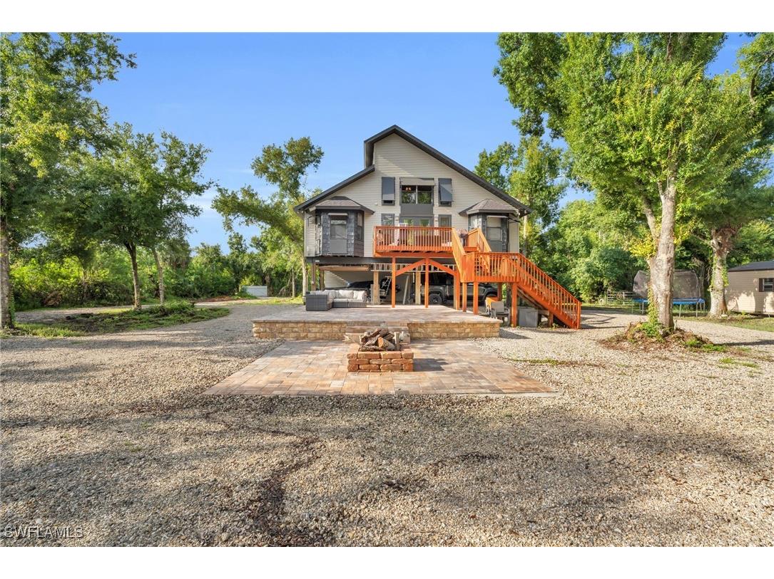 2805 Garden Street North Fort Myers FL 33917 224055972 image1