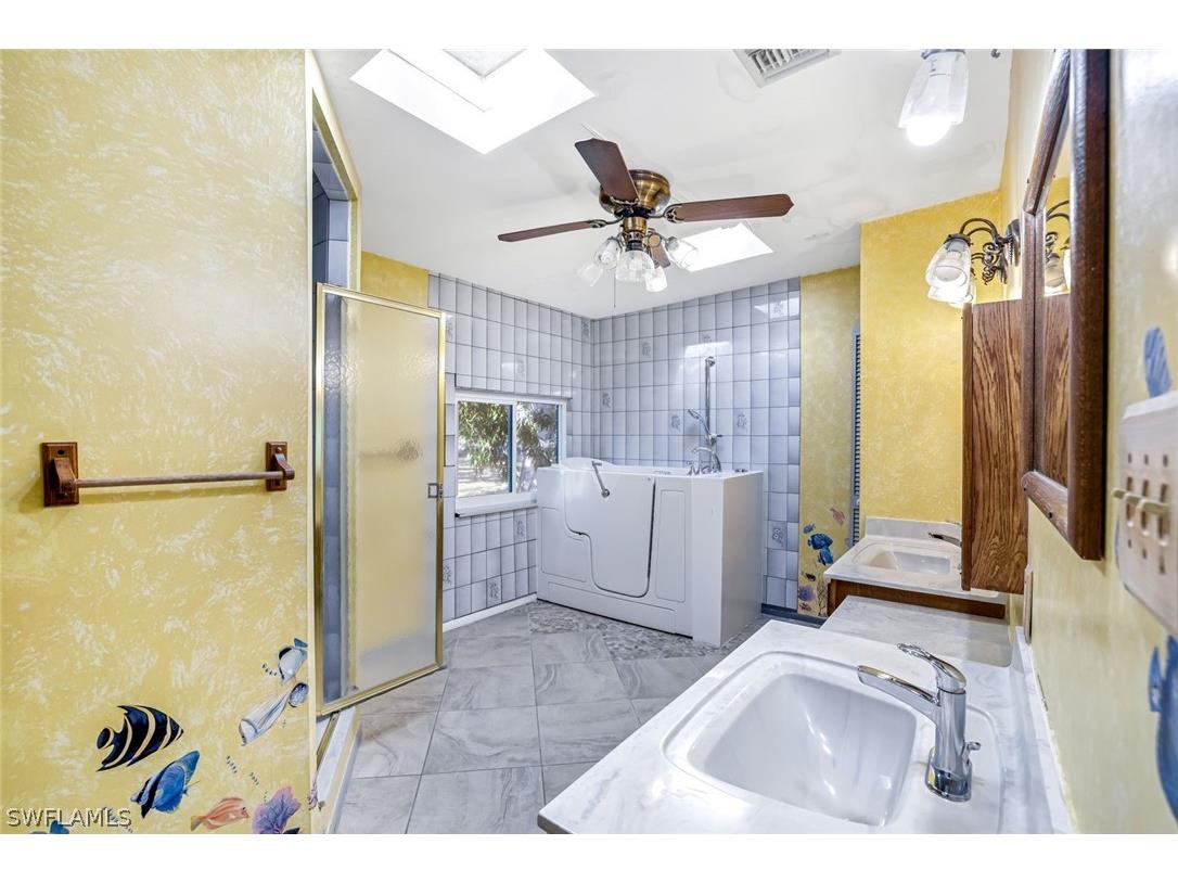 2805 Golden Gate Boulevard W Naples FL 34120 226008692 image11