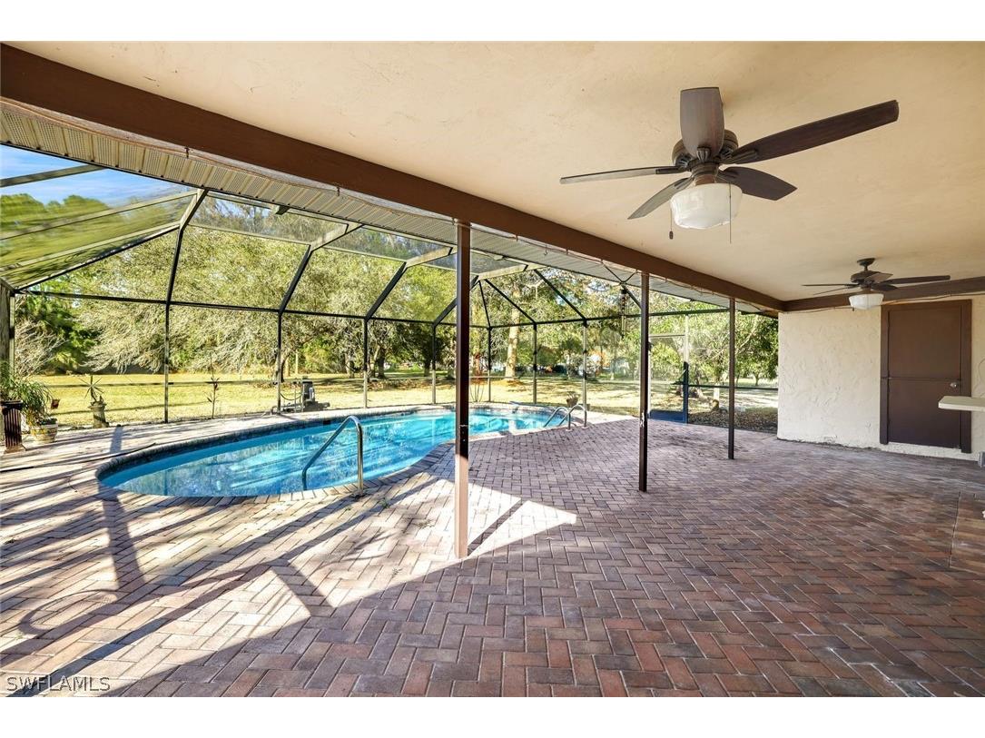 2805 Golden Gate Boulevard W Naples FL 34120 226008692 image16