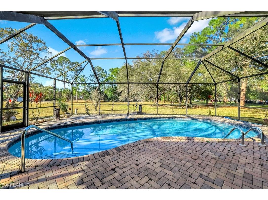 2805 Golden Gate Boulevard W Naples FL 34120 226008692 image17